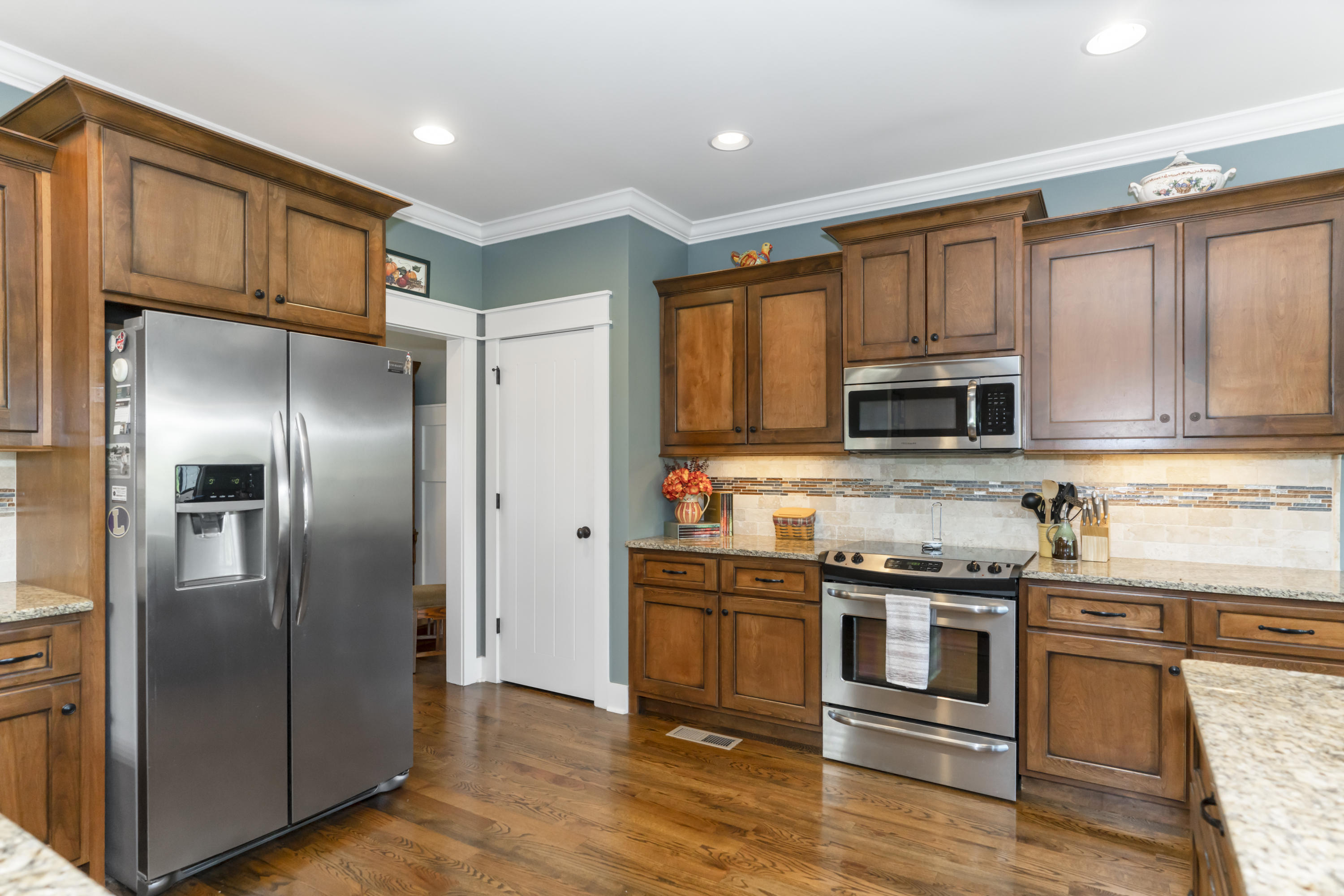 9211 Scarlet Ridge Road, Unit 15 Ooltewah, TN 37363 - Photo 15 of 52 Kitchen