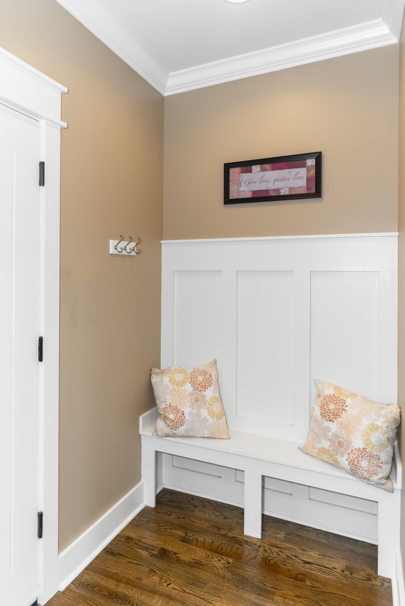 9211 Scarlet Ridge Road, Unit 15 Ooltewah, TN 37363 - Photo 20 of 52 Mudroom