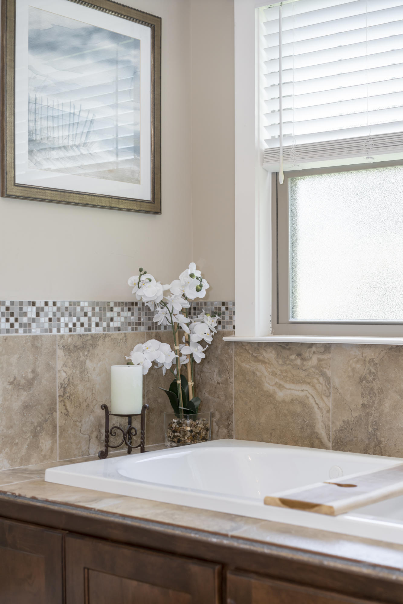 9211 Scarlet Ridge Road, Unit 15 Ooltewah, TN 37363 - Photo 27 of 52 Master Bath