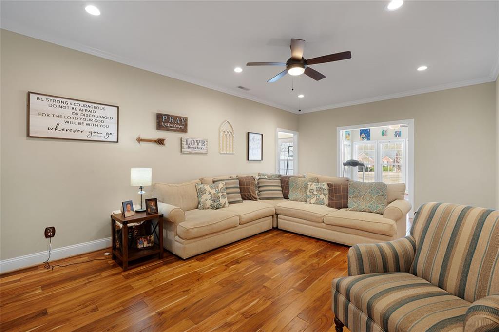 240 Regency Lane Southwest Calhoun, GA 30701 - Photo 6 of 31