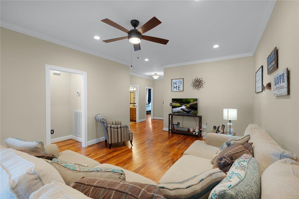 240 Regency Lane Southwest Calhoun, GA 30701 - Photo 9 of 31