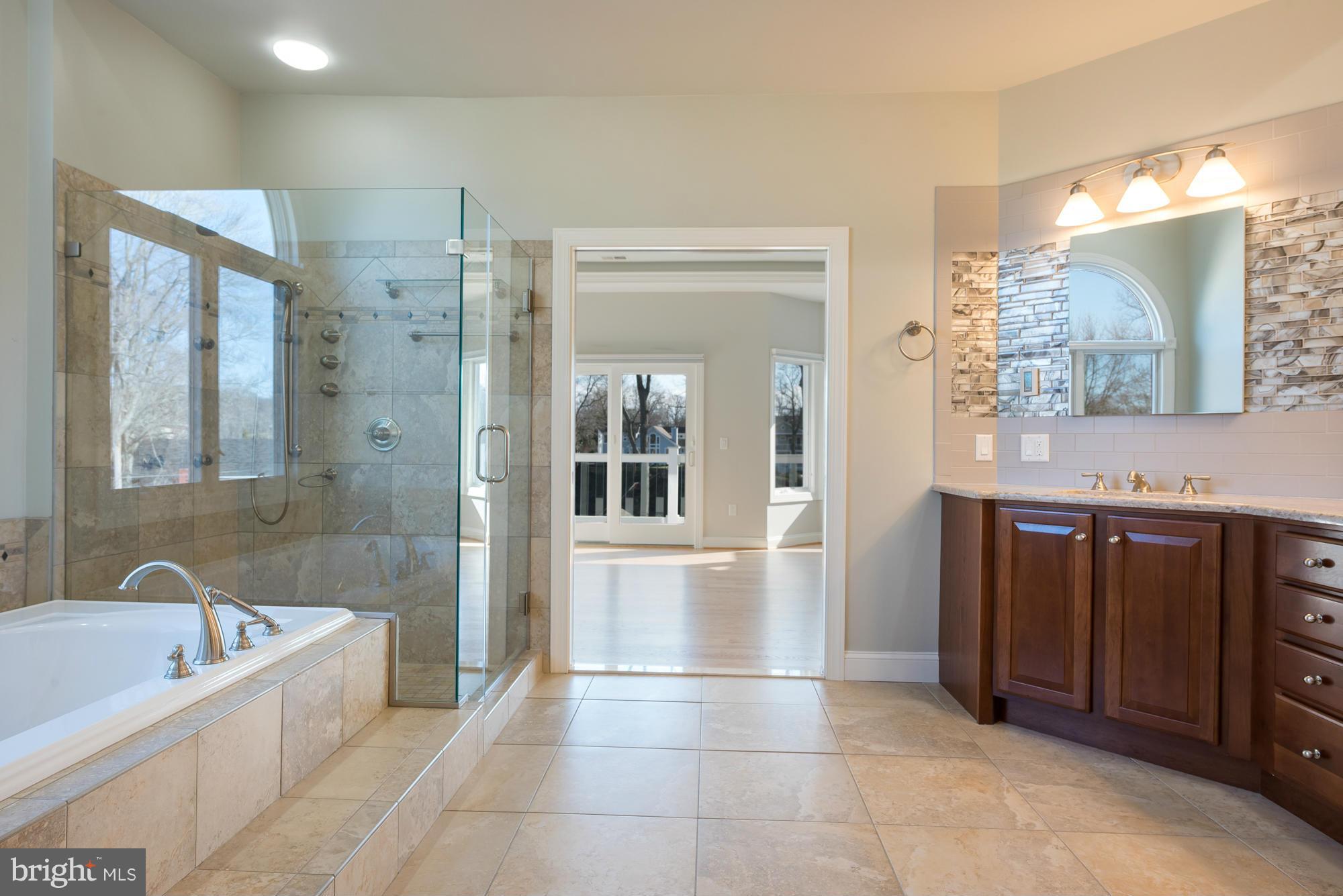 2719 Hambleton Road Riva, MD 21140 - Photo 11 of 30 Bath (Master)