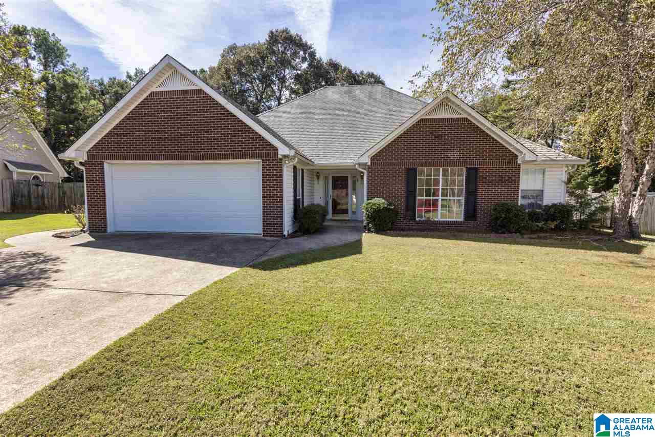 196 Greenfield Lane Alabaster, AL 35007 - Photo 1 of 36