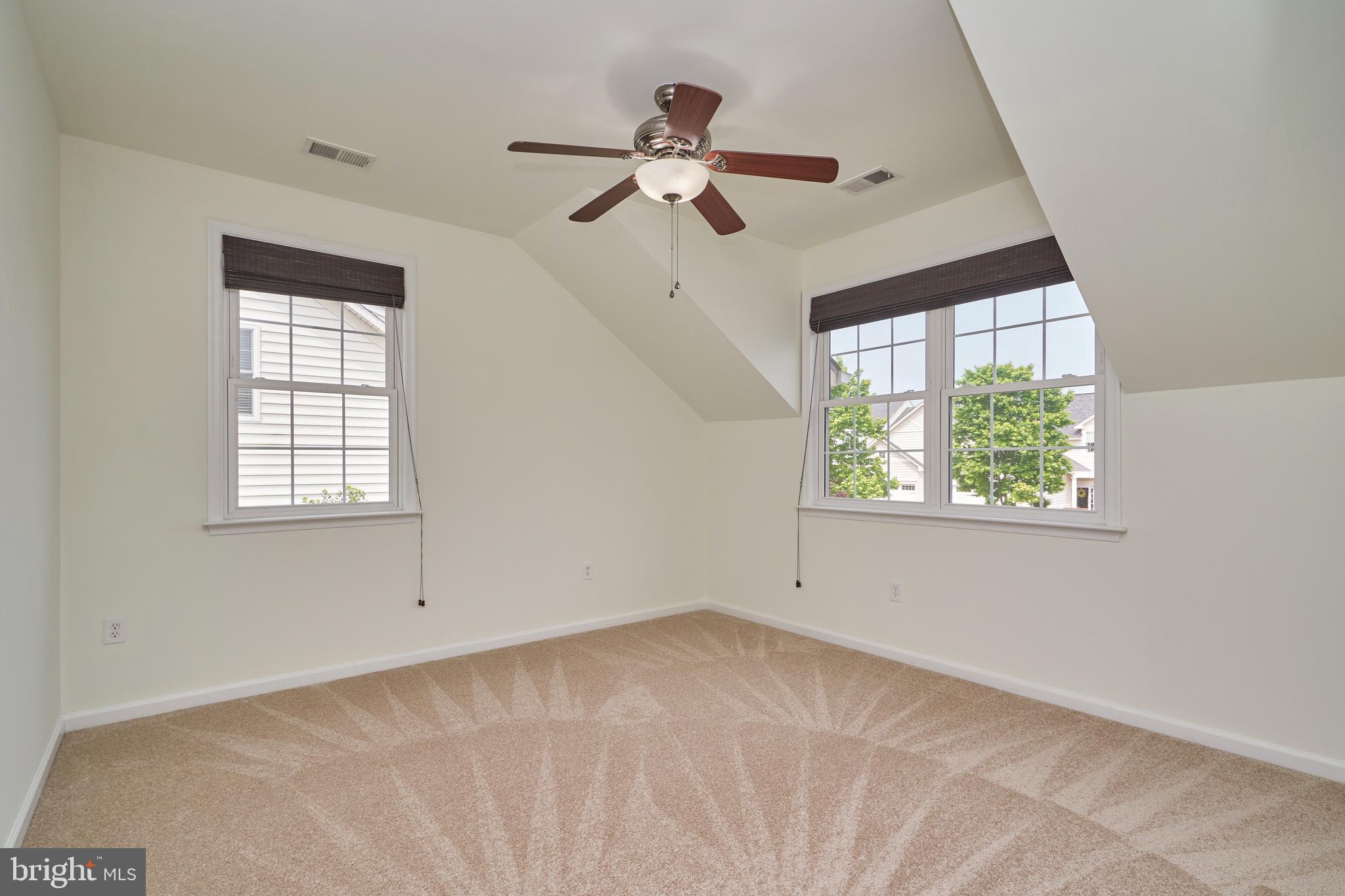 44315 Stableford Square Ashburn, VA 20147 - Photo 31 of 49 Large Upper Level bedroom