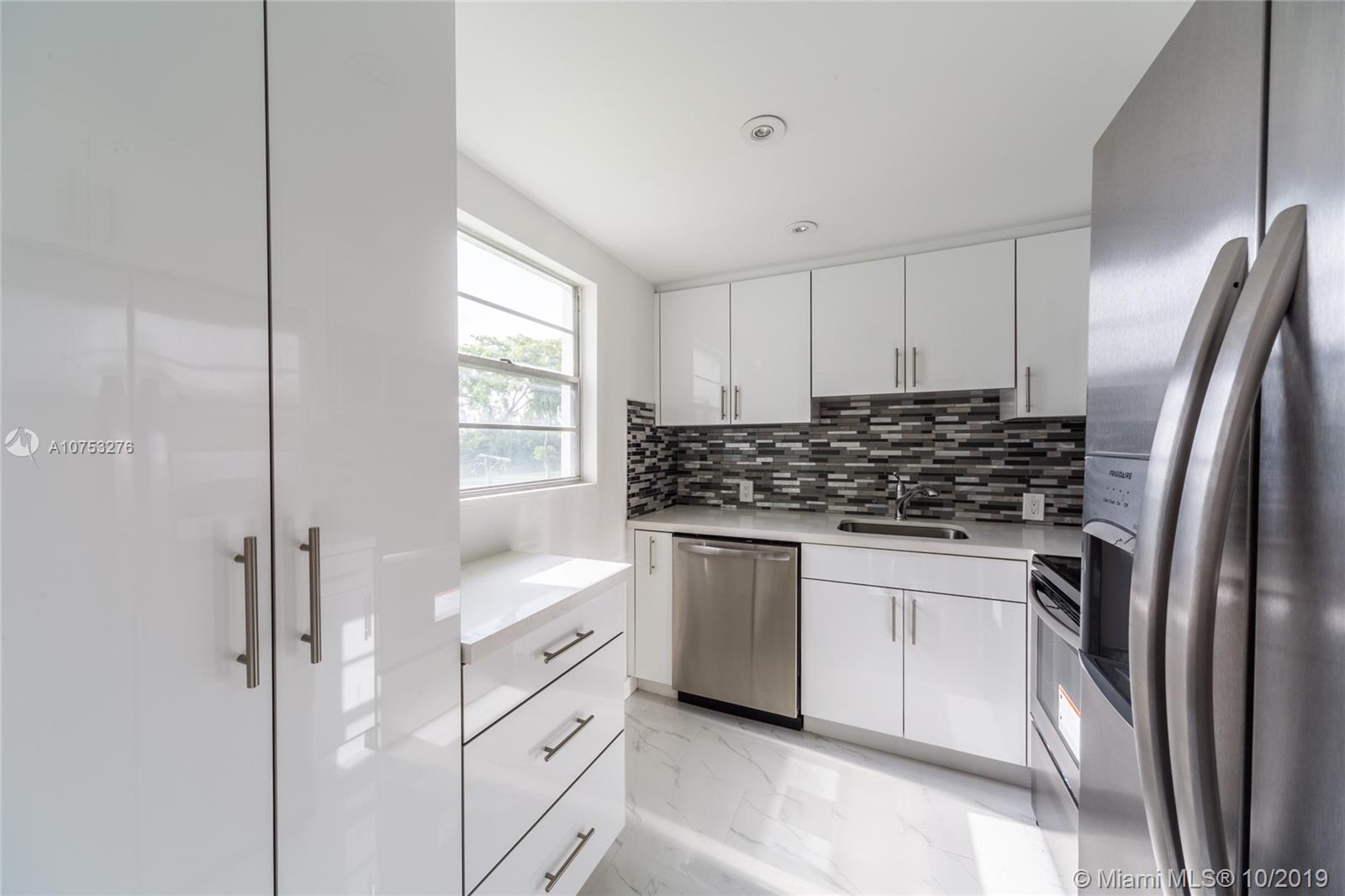 439 Mansfield K, Unit 439 Boca Raton, FL 33434 - Photo 3 of 30