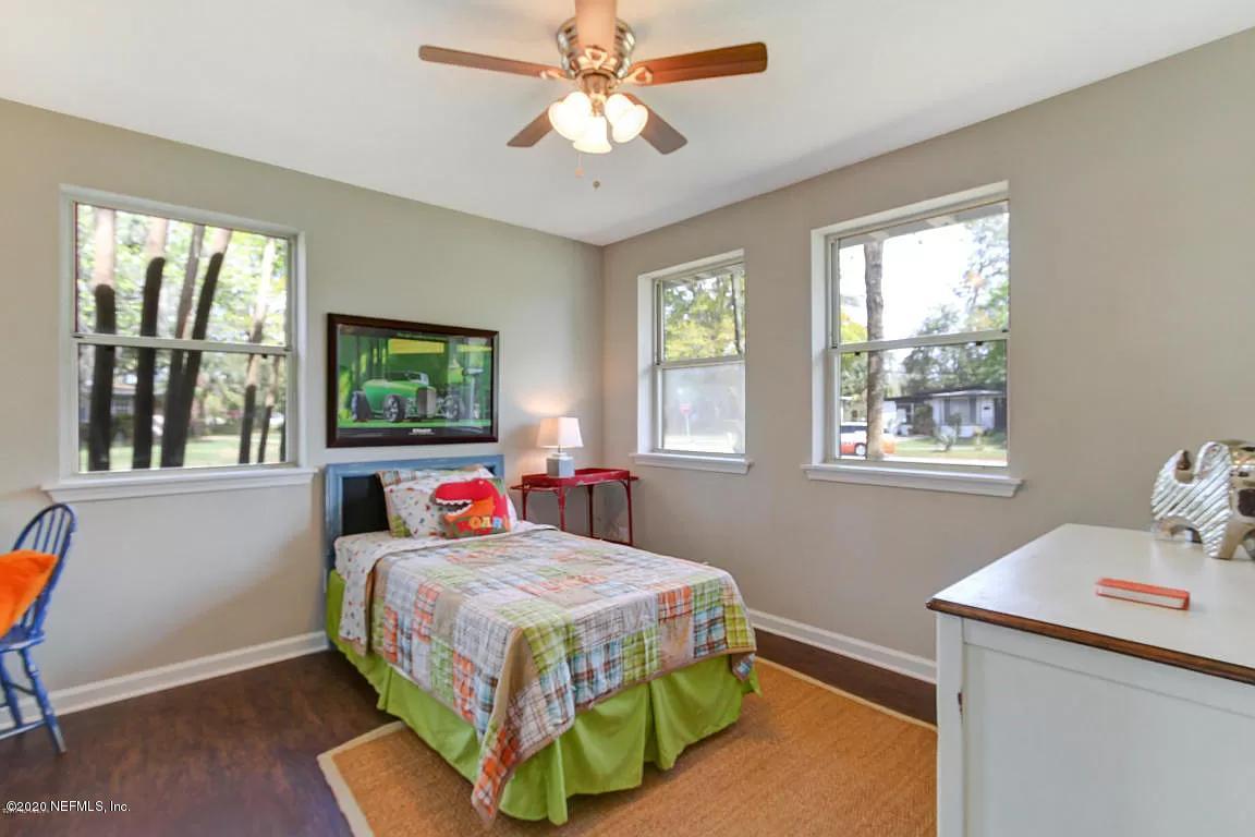 638 Mandalay Road Jacksonville, FL 32216 - Photo 14 of 23 Bedroom 3
