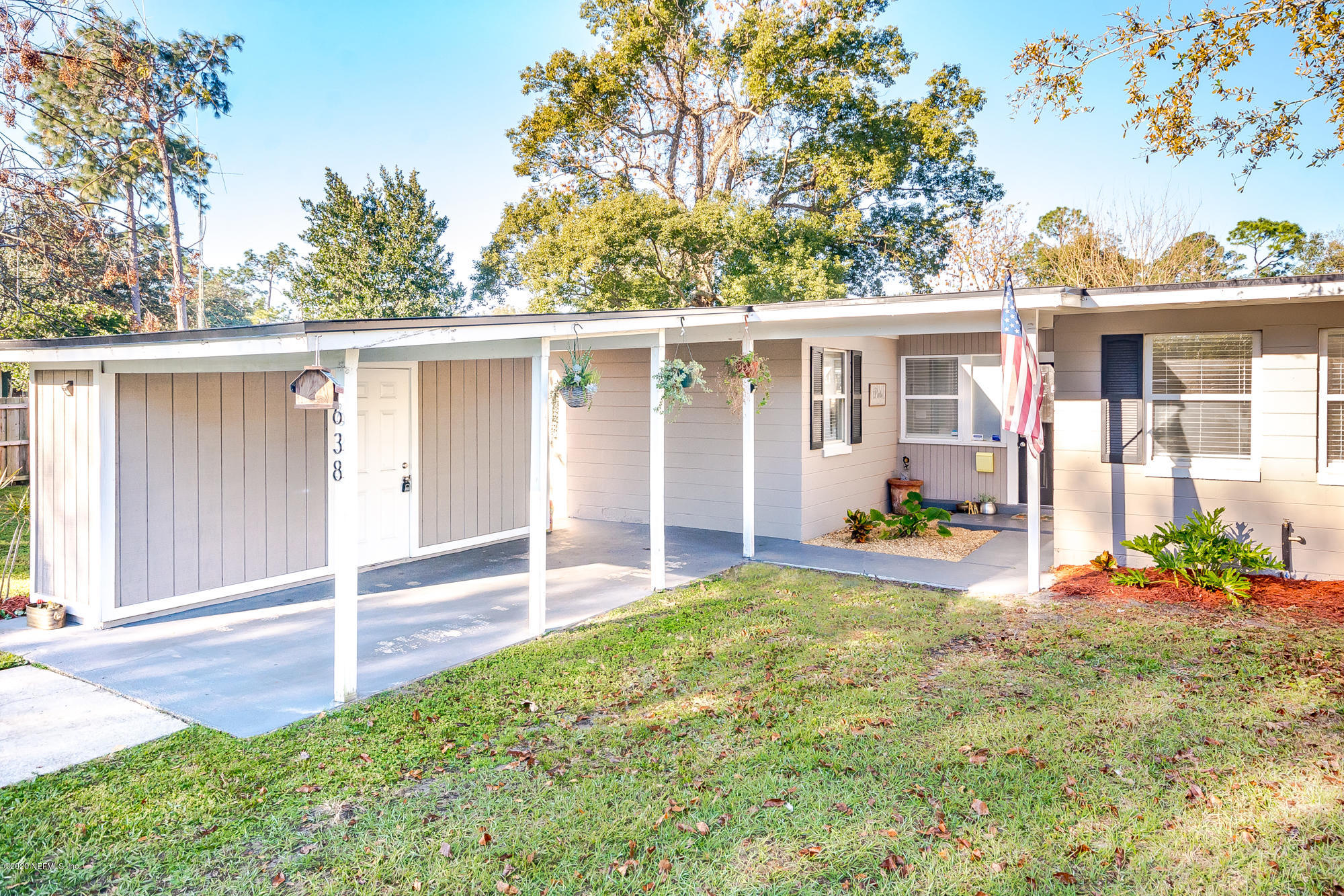 638 Mandalay Road Jacksonville, FL 32216 - Photo 18 of 23 Carport