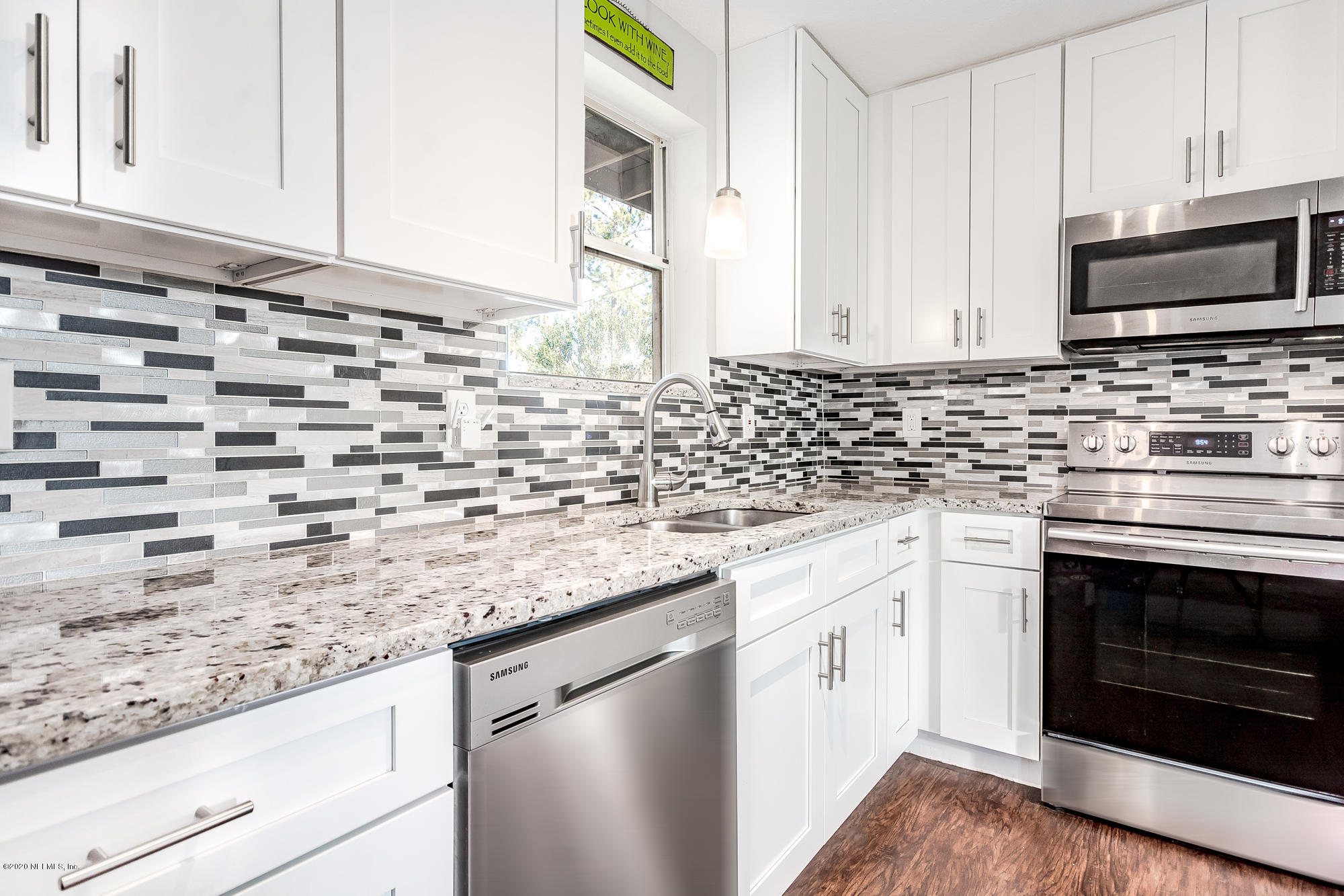 638 Mandalay Road Jacksonville, FL 32216 - Photo 4 of 23 Kitchen V2