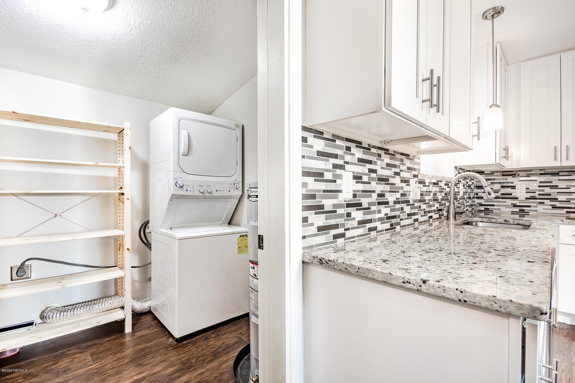638 Mandalay Road Jacksonville, FL 32216 - Photo 5 of 23 Pantry/laundry