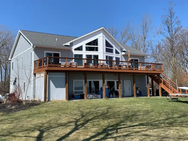 $1,200,000 | 534 Resort Road, Suamico, WI 54173