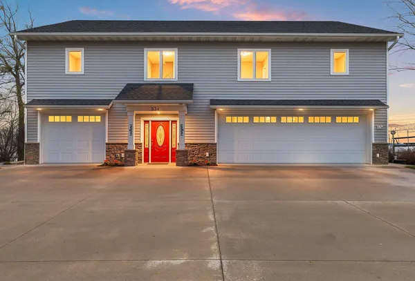 $1,200,000 | 534 Resort Road, Suamico, WI 54173