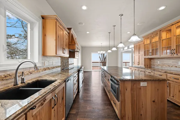 $1,200,000 | 534 Resort Road, Suamico, WI 54173