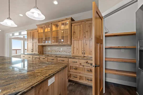$1,200,000 | 534 Resort Road, Suamico, WI 54173