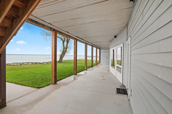 $1,200,000 | 534 Resort Road, Suamico, WI 54173