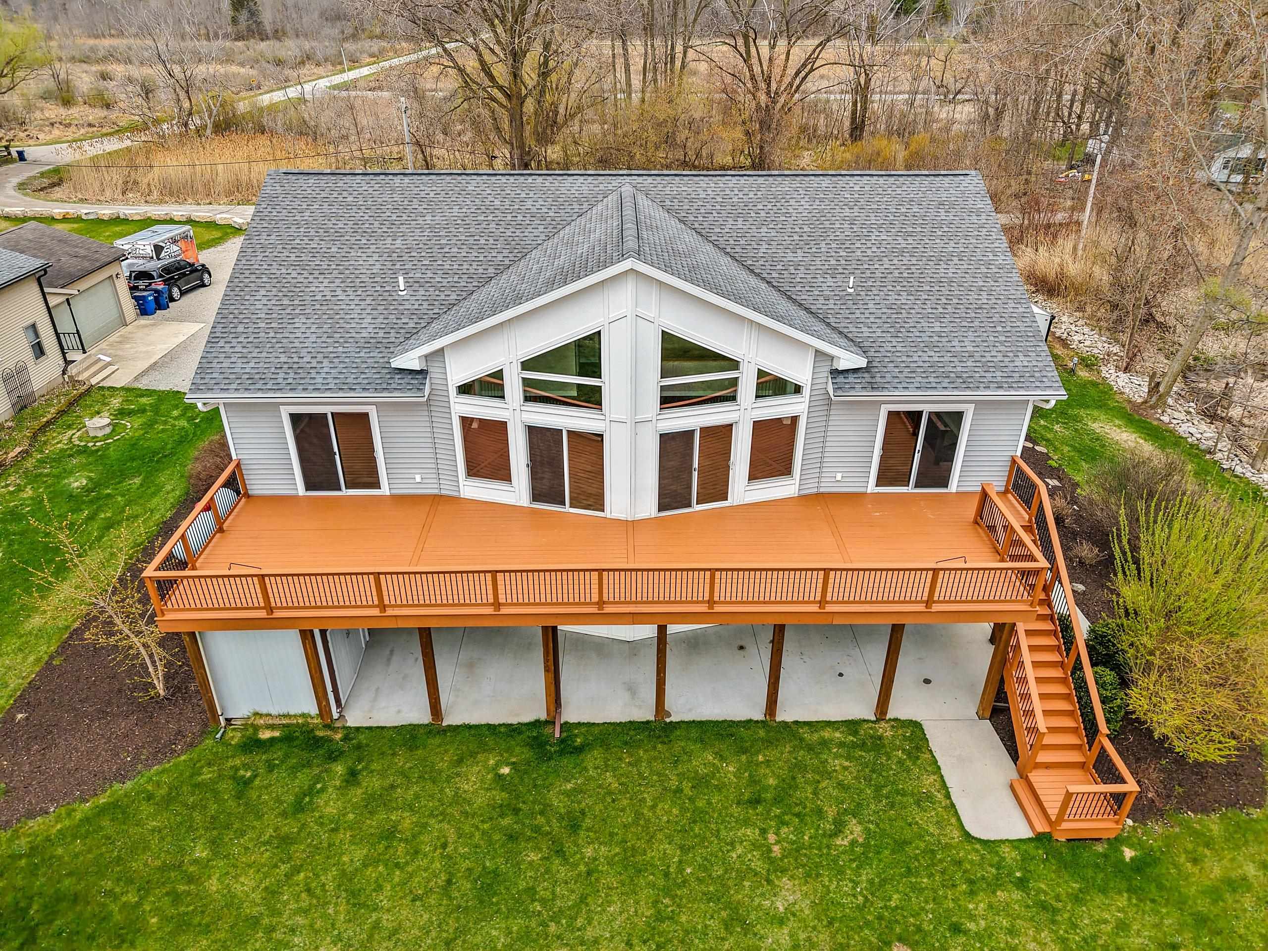 534 Resort Road Suamico, WI 54173 - Photo 6 of 82
