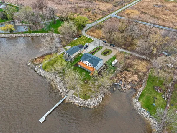 $1,200,000 | 534 Resort Road, Suamico, WI 54173