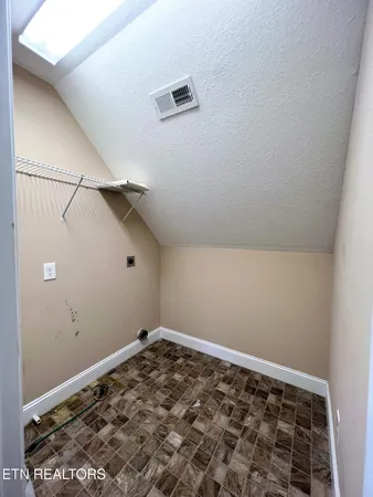 $2,200 | 7629 Asher Lane, Knoxville, TN 37931
