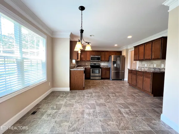 $2,200 | 7629 Asher Lane, Knoxville, TN 37931