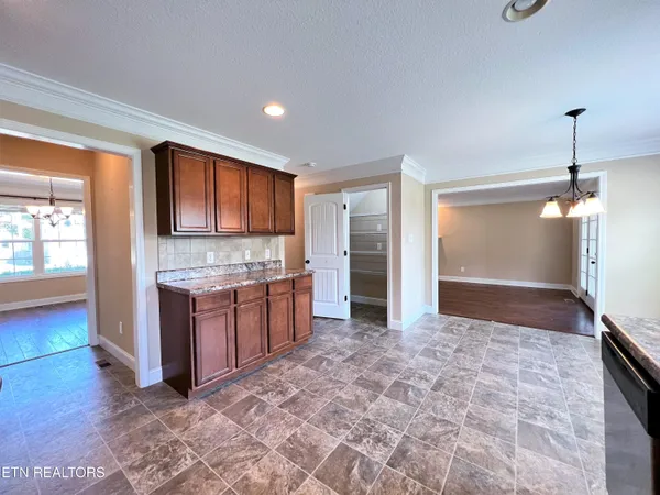 $2,200 | 7629 Asher Lane, Knoxville, TN 37931