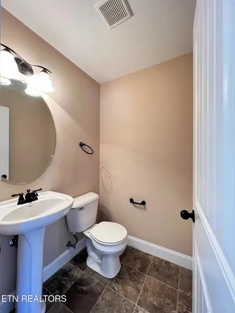 $2,200 | 7629 Asher Lane, Knoxville, TN 37931