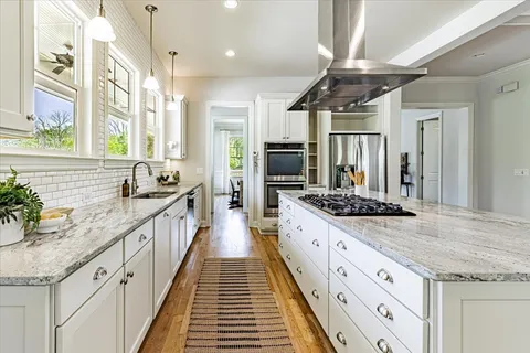 $2,500,000 | 1515 Wilson Pike, Brentwood, TN 37027