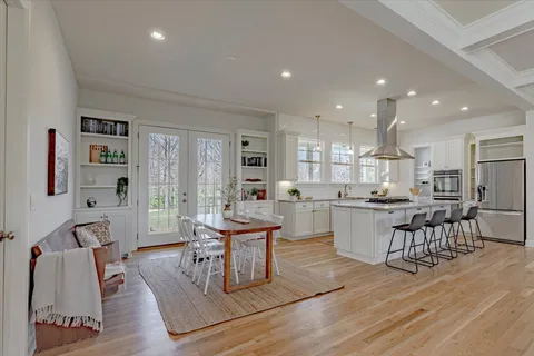 $2,500,000 | 1515 Wilson Pike, Brentwood, TN 37027