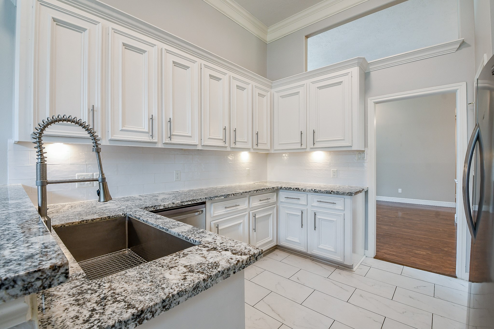 21818 Windsor Castle Drive Spring, TX 77388 - Photo 13 of 32