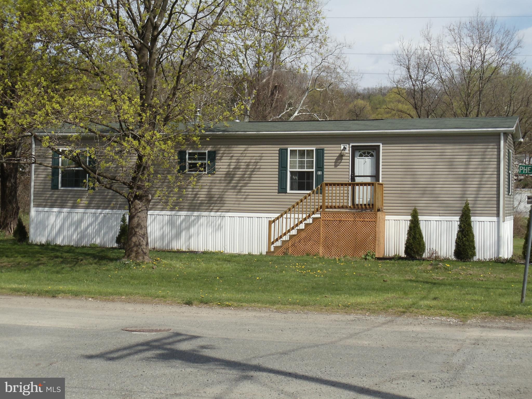 11 Pheasant Road Bechtelsville, PA 19505 - Photo 1 of 22 Gallery Image 1