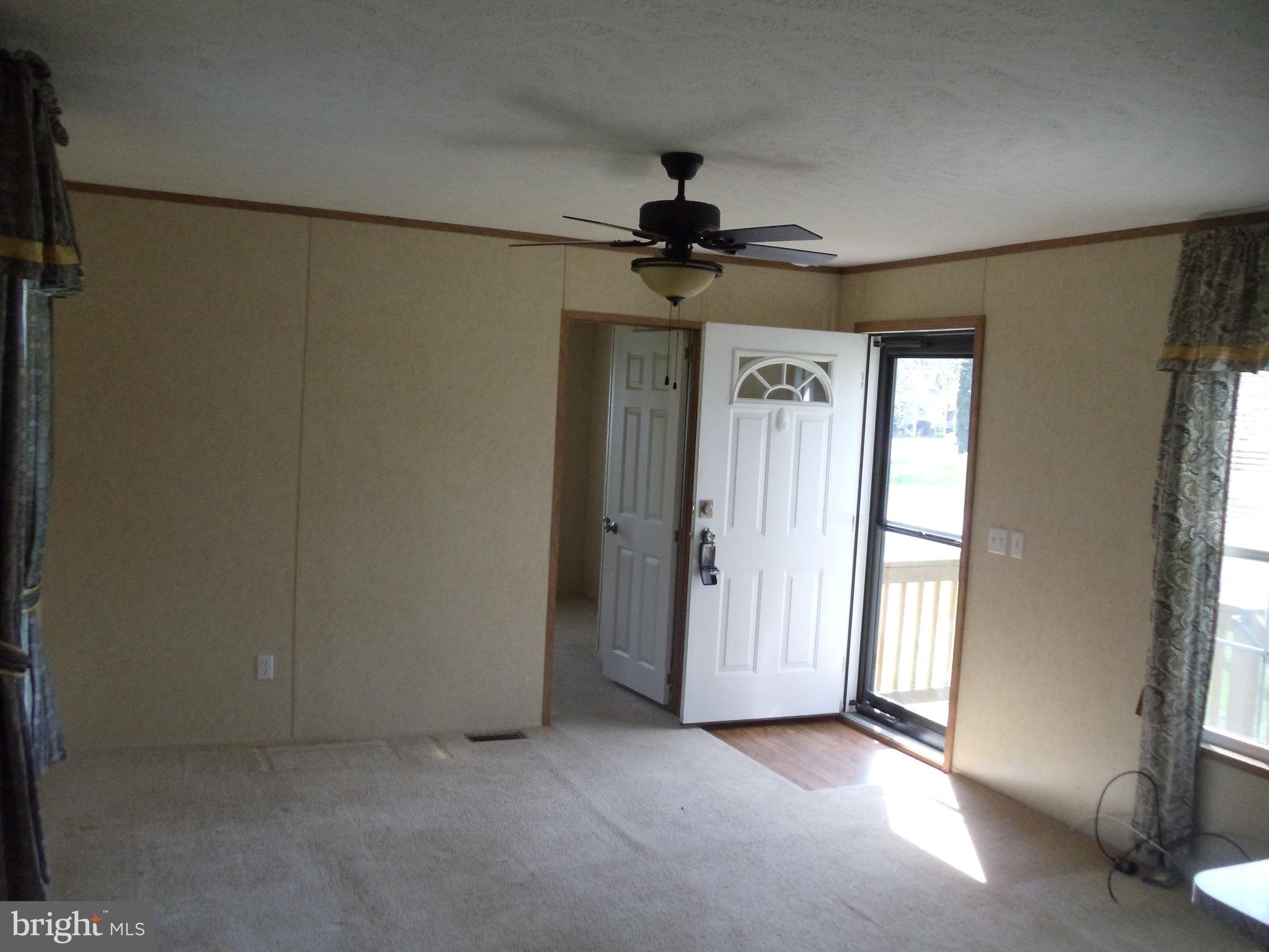 11 Pheasant Road Bechtelsville, PA 19505 - Photo 3 of 22 Gallery Image 3