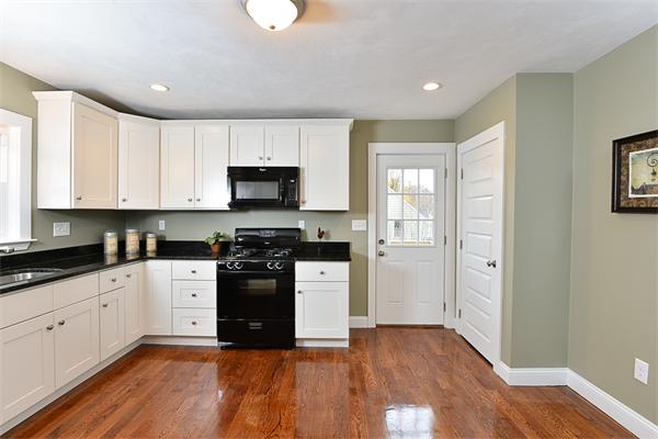 42 County Way Extension Beverly, MA 01915 - Photo 3 of 15 Gallery Image 3