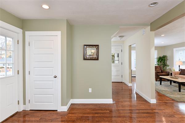 42 County Way Extension Beverly, MA 01915 - Photo 9 of 15 Gallery Image 9