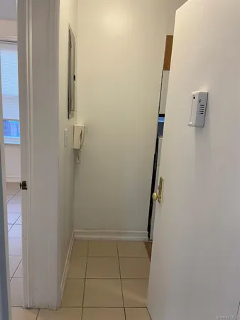 $1,900 | 31-17 Buell Street | East Elmhurst