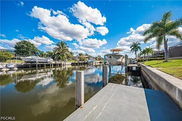 $2,395 | 618 Santa Margerita Lane, Punta Gorda, FL 33950