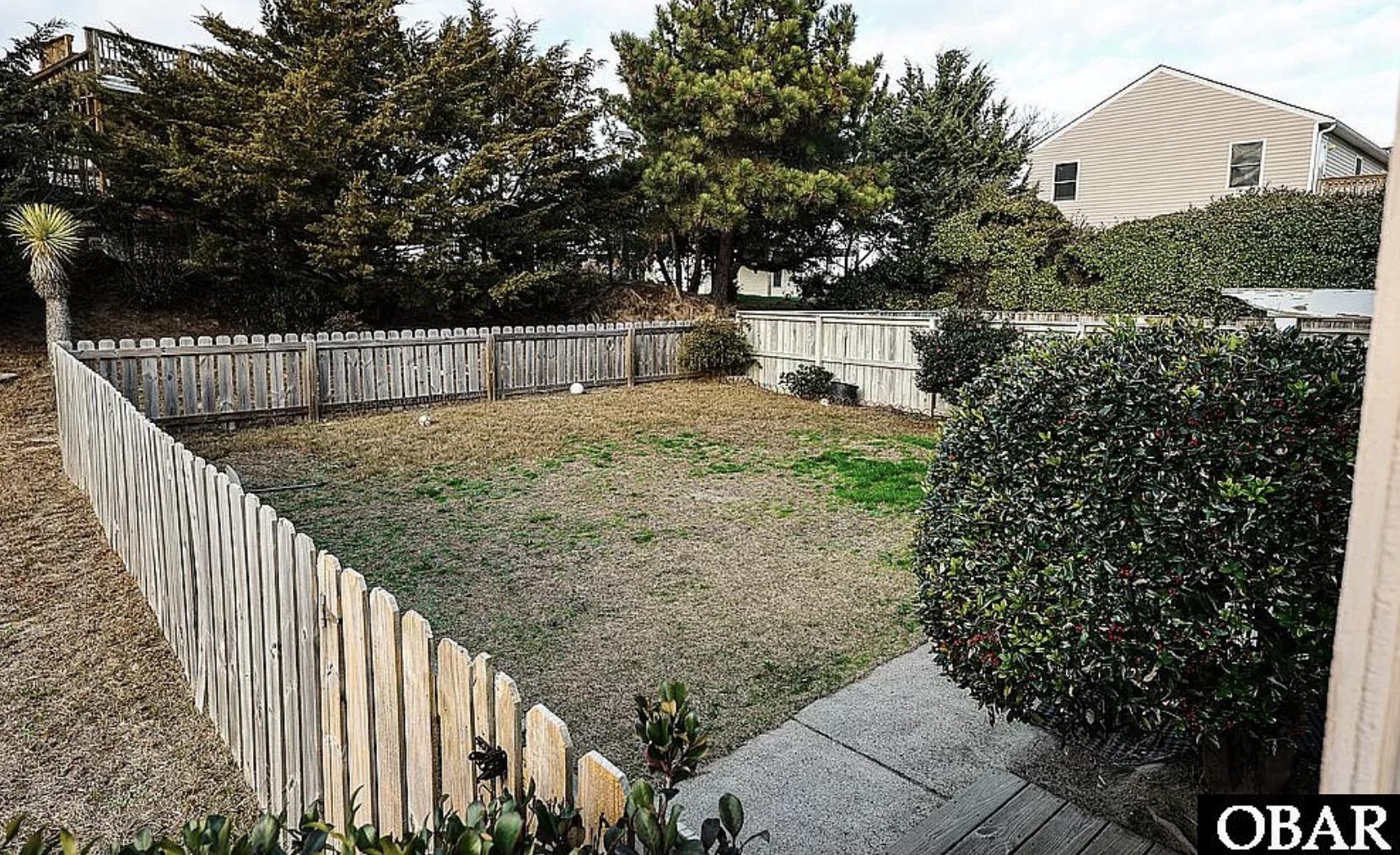 3927 Smith Street Kitty Hawk, NC 27949 - Photo 2 of 19