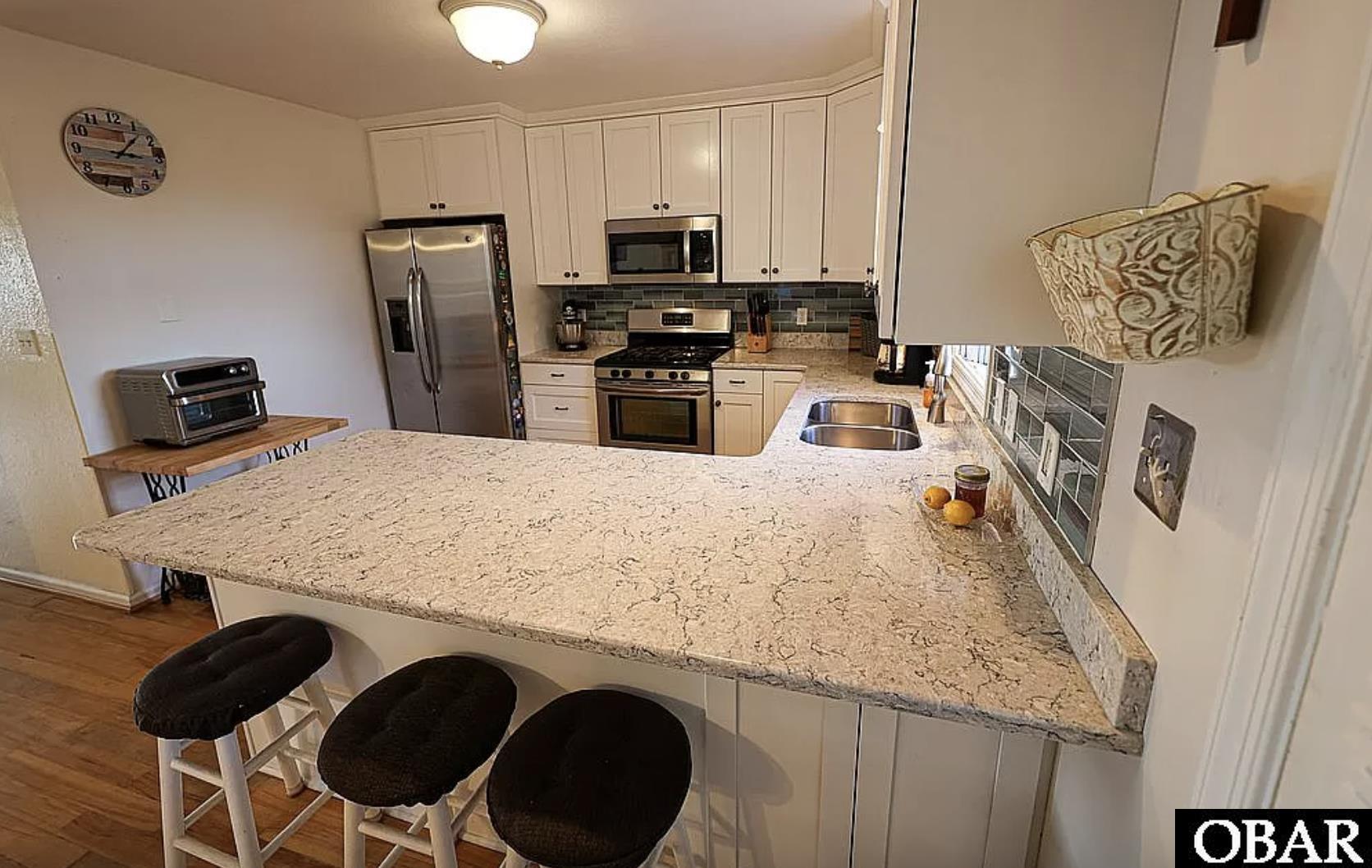 3927 Smith Street Kitty Hawk, NC 27949 - Photo 9 of 19