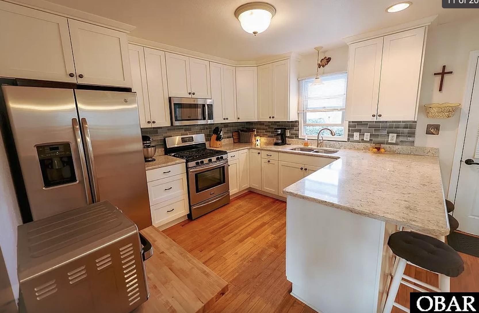 3927 Smith Street Kitty Hawk, NC 27949 - Photo 10 of 19