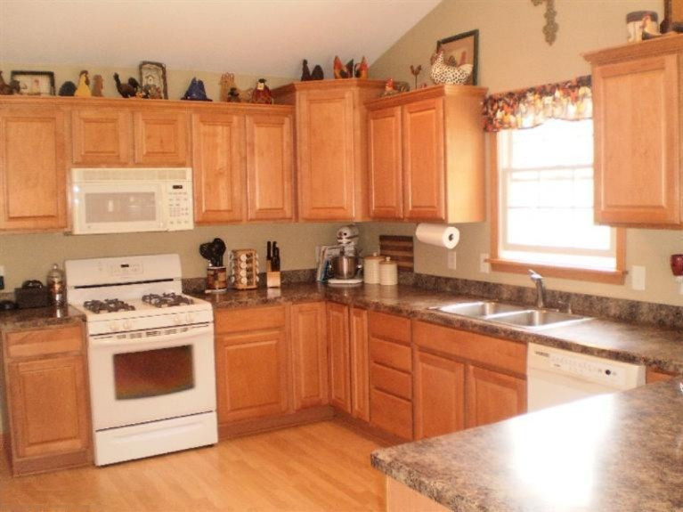 15039 Oakland Street Spring Lake, MI 49456 - Photo 2 of 20 Additional Photo