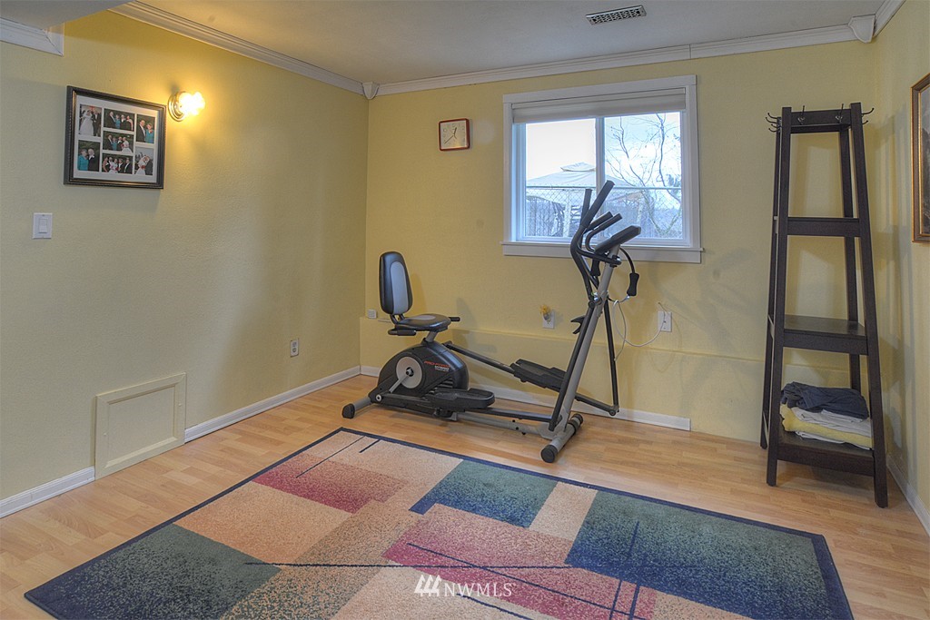 23819 23rd Avenue West Bothell, WA 98021 - Photo 5 of 14
