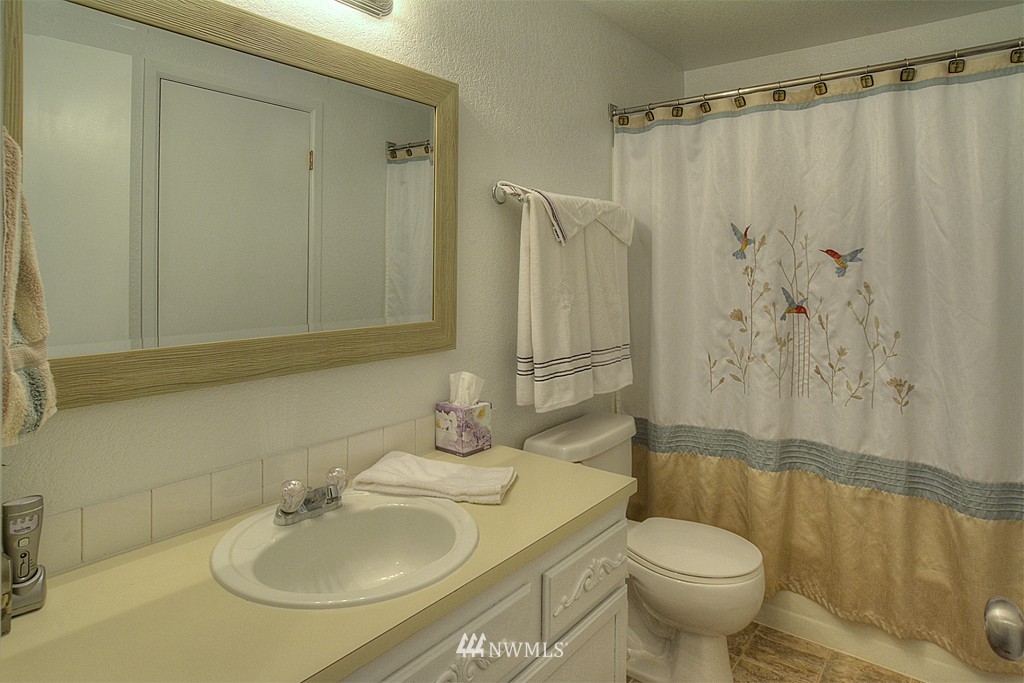 23819 23rd Avenue West Bothell, WA 98021 - Photo 7 of 14