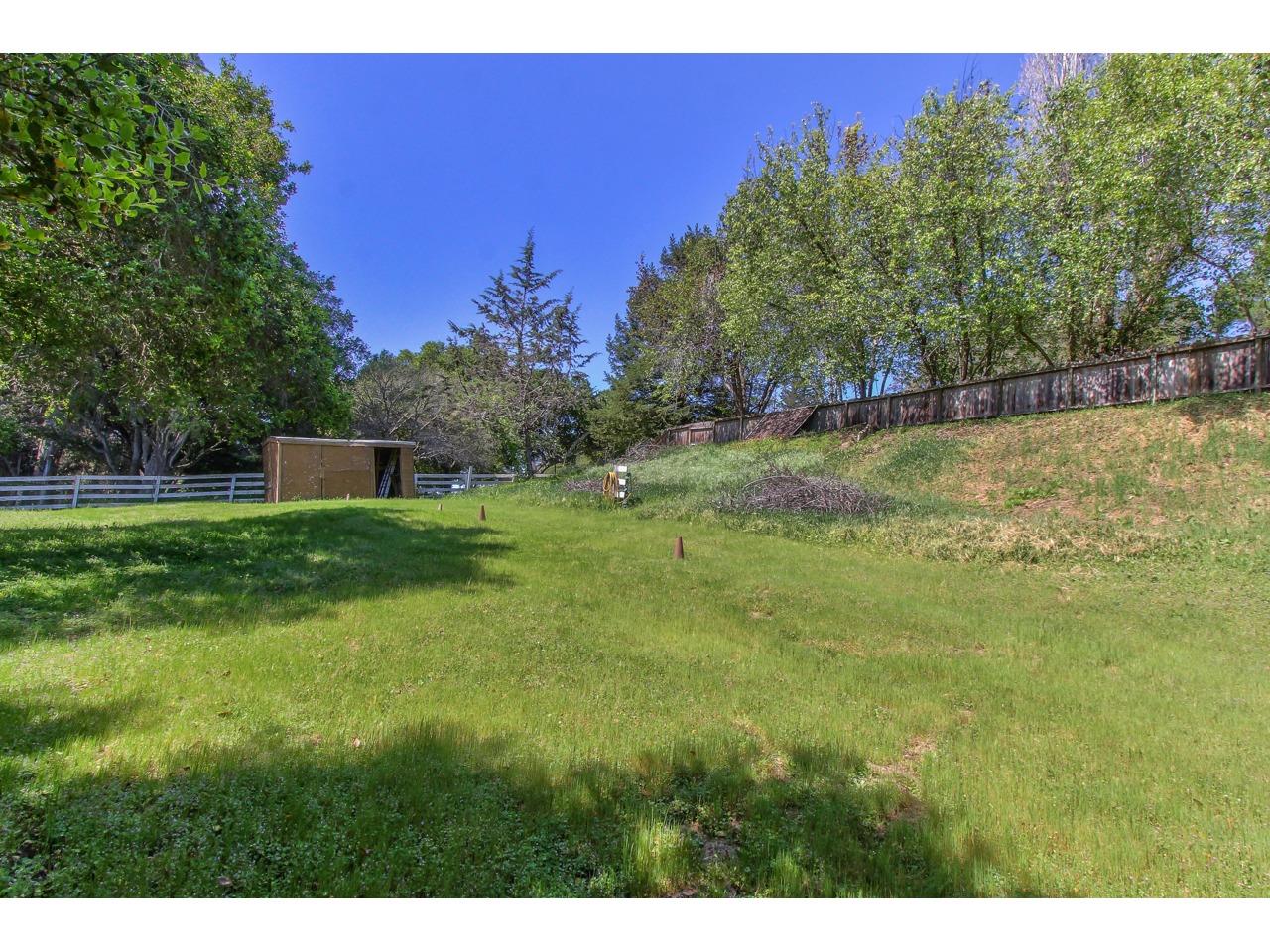 18516 Moro Road Salinas, CA 93907 - Photo 22 of 23 Gallery Image 22