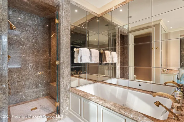 $250,000 | 64 Pitkin Way, Aspen, CO 81611