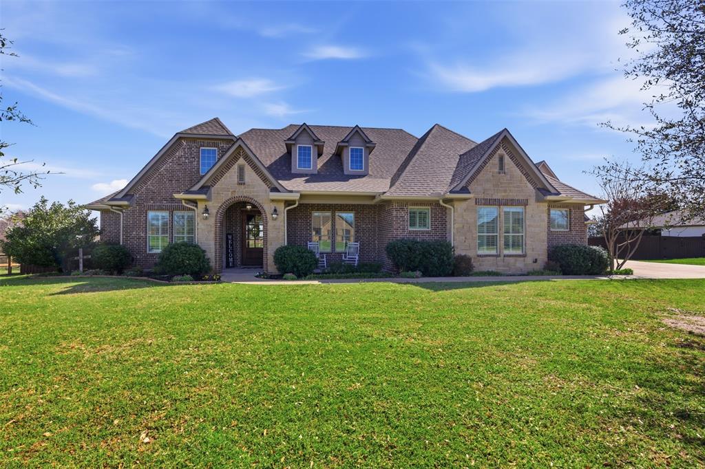1201 Parkway Lane Pilot Point, TX 76258 - Photo 3 of 40