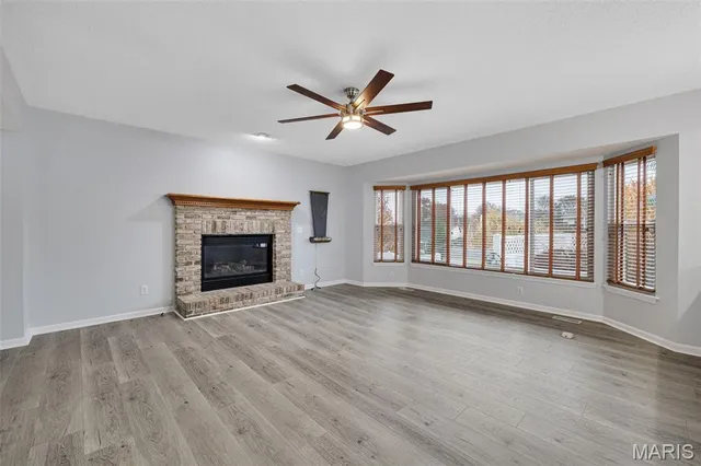 $425,000 | 6 Covered Wagon Trail Court, St. Peters, MO 63376