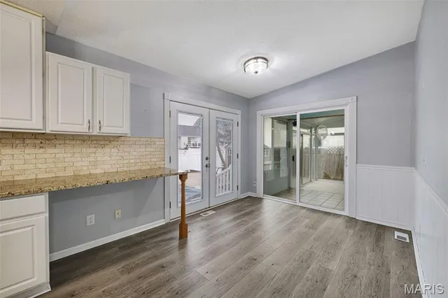 $425,000 | 6 Covered Wagon Trail Court, St. Peters, MO 63376