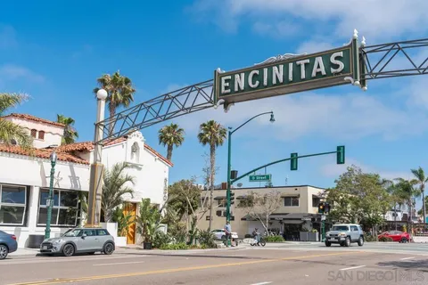 $7,995,000 | 200 Neptune Avenue, Encinitas, CA 92024