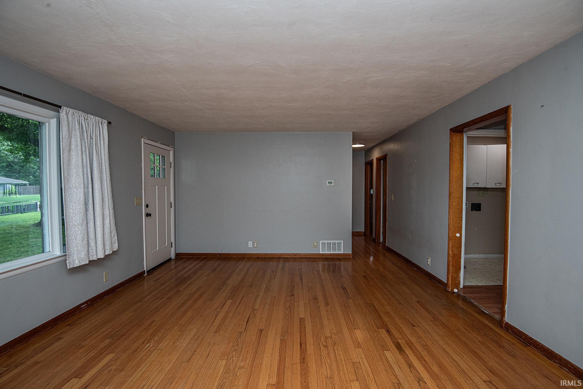 119 Bentley Road Vincennes, IN 47591 - Photo 3 of 27 Gallery Image 3