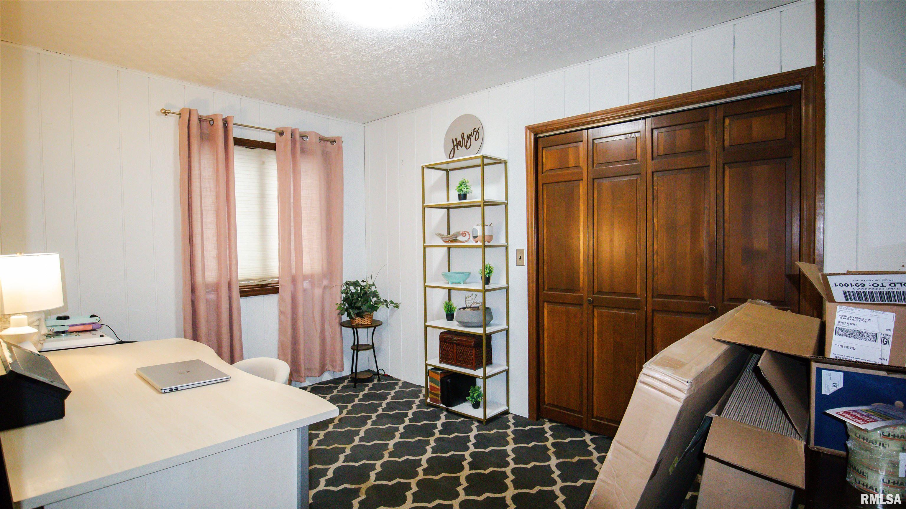 105 West Callie Street Sesser, IL 62884 - Photo 18 of 36