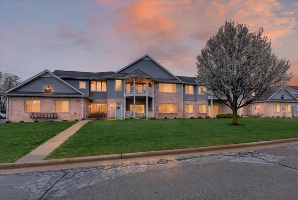 $297,900 | 3222 55th Court, Unit 146, Kenosha, WI 53144
