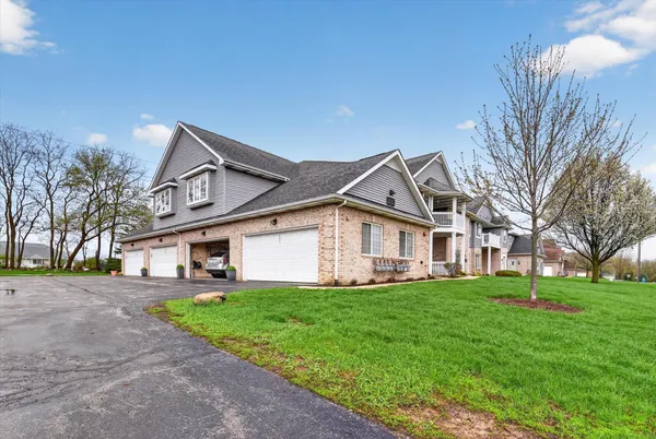 $297,900 | 3222 55th Court, Unit 146, Kenosha, WI 53144