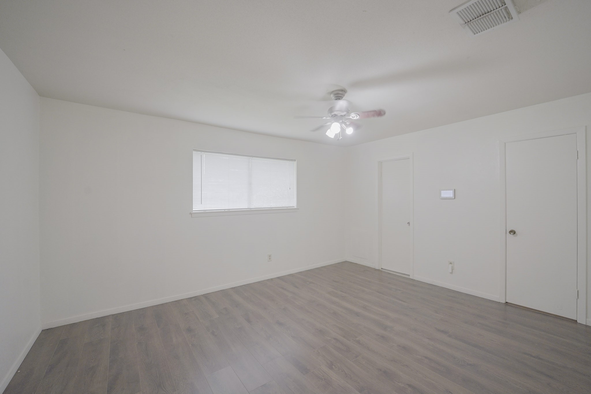 9811 Mango Street Houston, TX 77075 - Photo 16 of 29